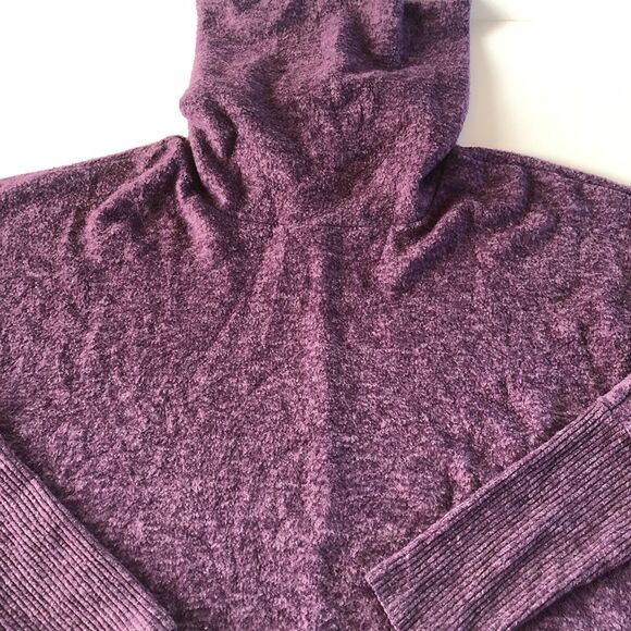 Zenana Fleece Cowl Neck Split Side Sweater Size Small - Picture 3 of 11